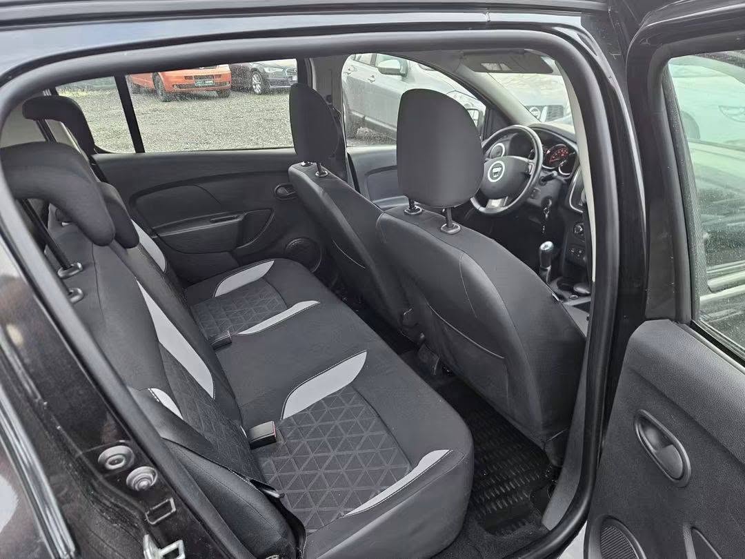 Foto 2 DACIA SANDERO STEPWAY 0.9 • 2013 • RATE FĂRĂ AVANS
